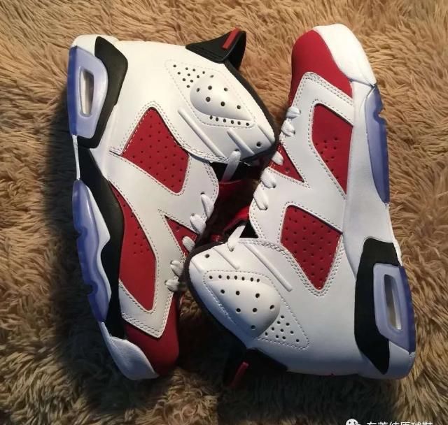 「喜欢」AJ11黑红版本的开箱测评,果然还是一如既往的惹人喜欢!