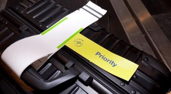 为什么乘客下飞机后不撕行李箱的“标签”？原来用处非常大