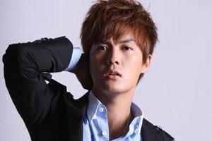 吹牛被拆穿惨遭打脸的6大明星, 有人吹牛和死人吃过饭