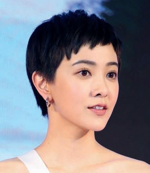 baby的寸头居然输给了王菲和周迅,原来发型真的要看气质