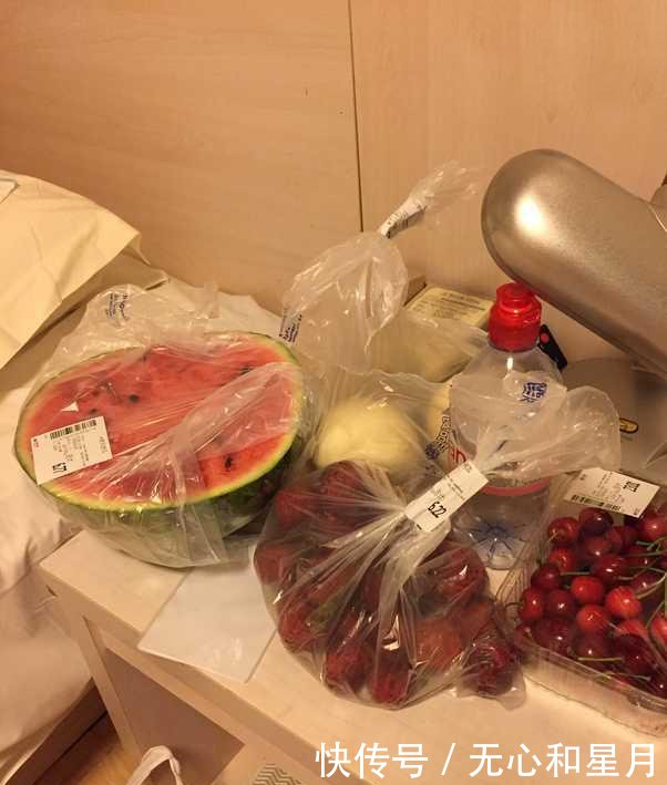 美国网友求助,下个月去中国,我应该准备什么!