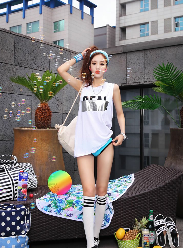  【女人味】性感的泳装小姐姐，迷人的身材，展现出十足女人味！