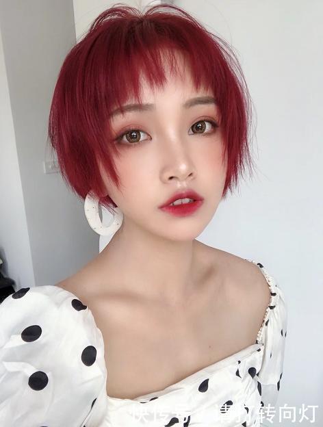 #女人#女人35岁以后,这4种“装嫩发色”最好别染,反而显土显老气