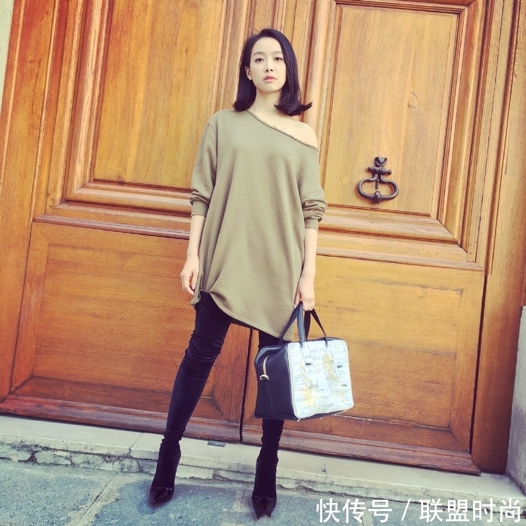 宋茜大长腿又回来了！穿T恤裙大秀好身材，网友：这腿是真实的？