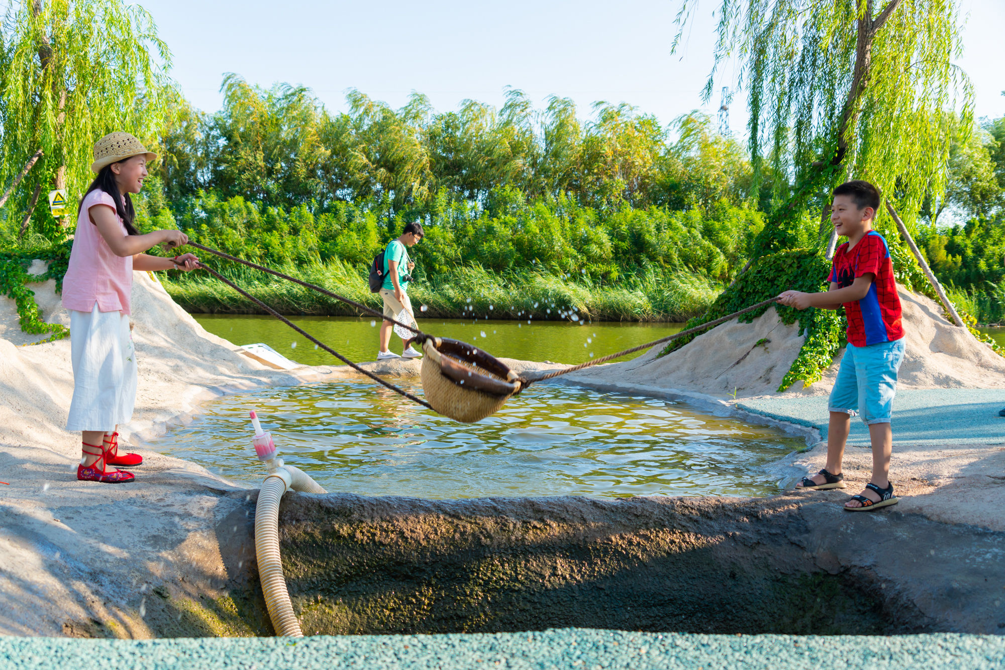 用三天两夜的时间，在风光秀美、沙暖潮平所在，找寻最正宗的唐山