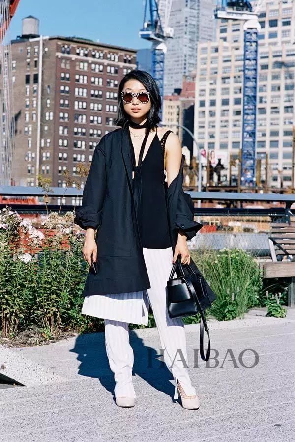 好看| 石原里美游香港穿这样!黑白单品永远不过时还用强调?