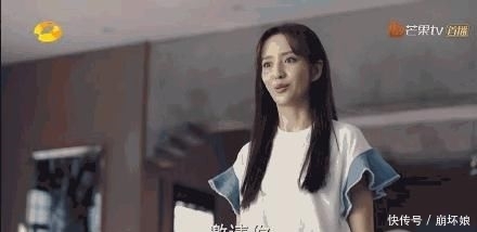  『完美』《完美关系》热播，佟丽娅的演技被网友吐槽好尴尬，你觉得呢