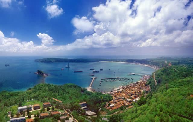 中国最适合“养老”的城市,景点免费海产便宜,游客来了就不想走