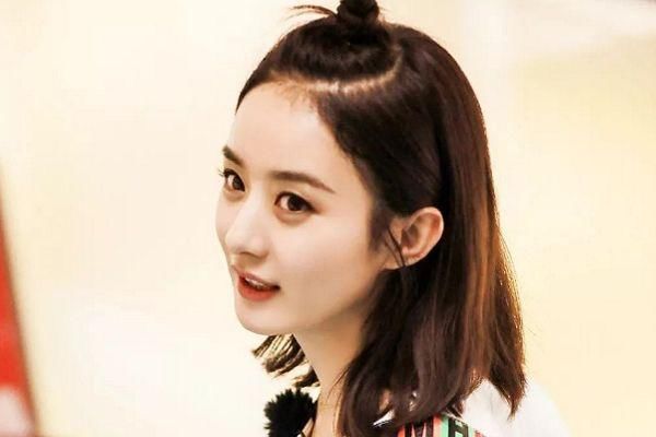 赵丽颖发微博称，要给观众劈叉？为了打脸那些怀孕谣言也是没谁了