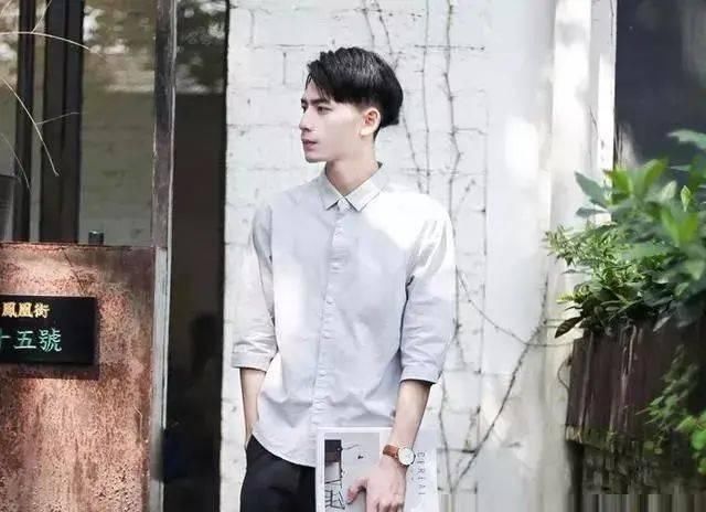  将人的视线：小个子女生男孩子，如何搭出显瘦又匀称的清爽感