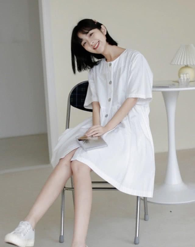  「小姐姐」看韩国小姐姐如何完美诠释chic风，慵懒不失雅致，休闲不失气质！