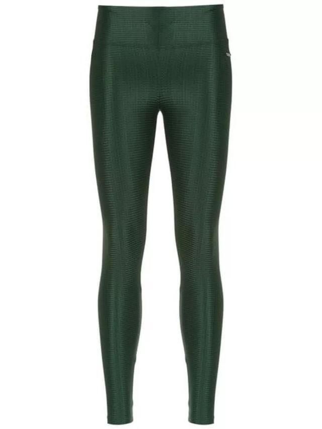 买来只穿过两次的运动服，还能这么搭？