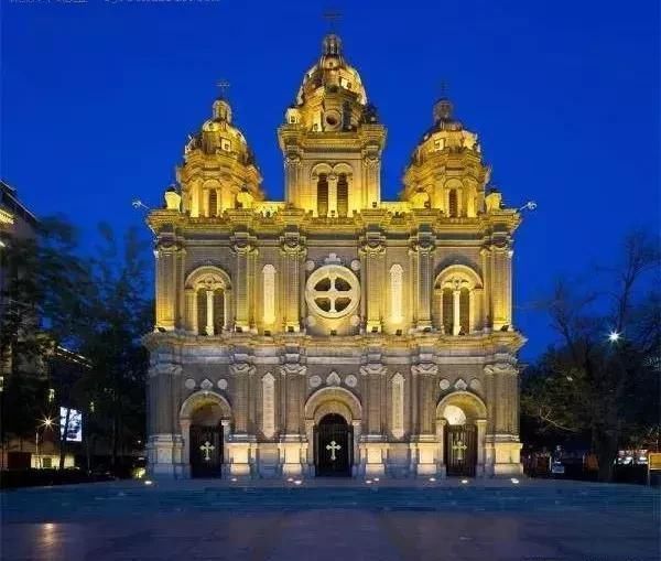 从教堂洋楼到鸟巢大裤衩：我们画了史上最全的“北京洋建筑地图”