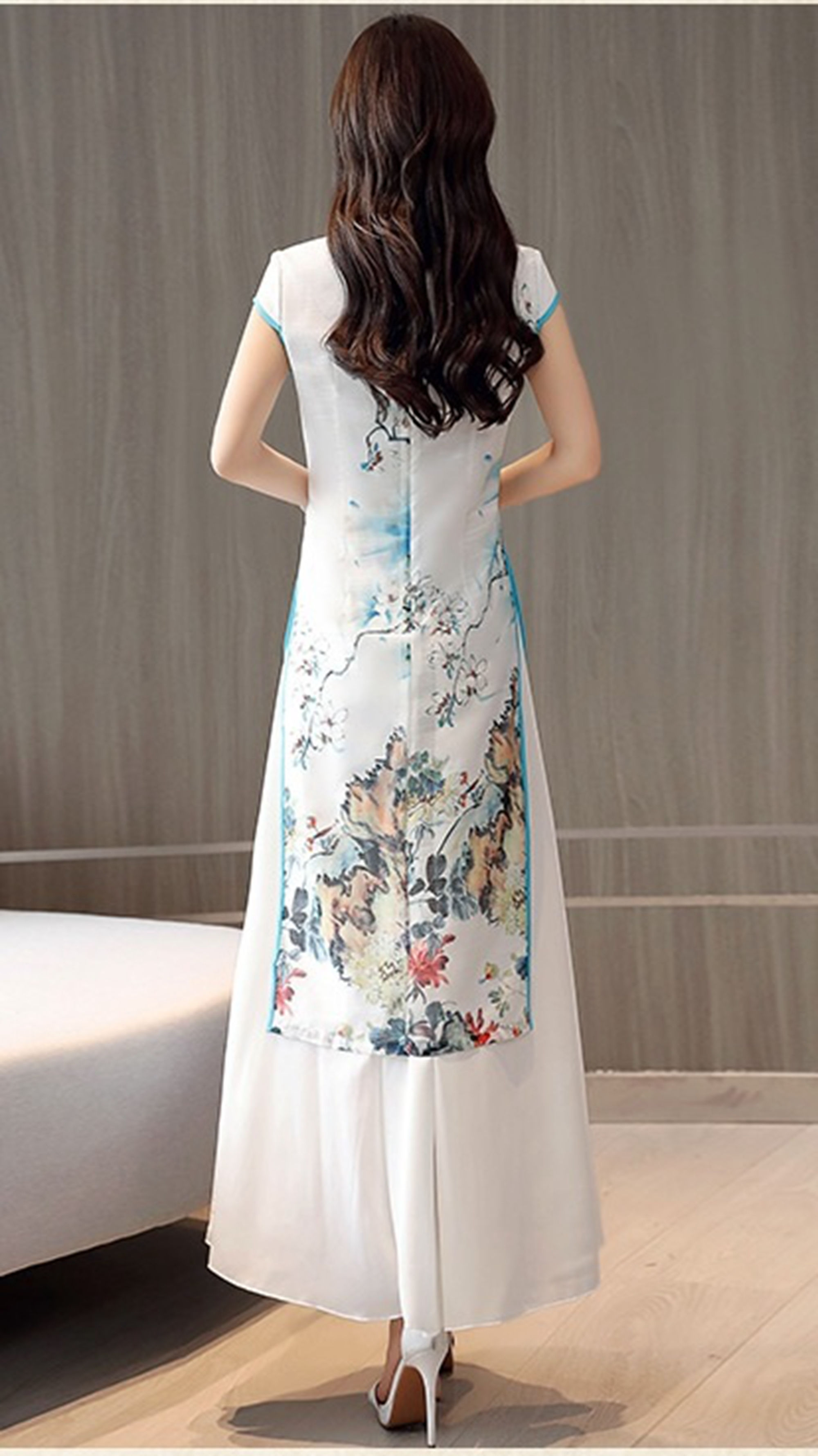 旗袍太紧绷，这款改良旗袍连衣裙，有旗袍气质，又不失现代时髦感