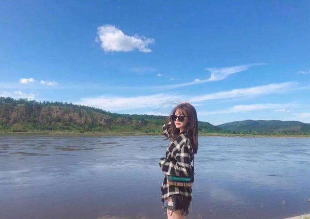 沈梦辰范儿最近不错，越发招人喜欢了，我的姐你咋又瘦了