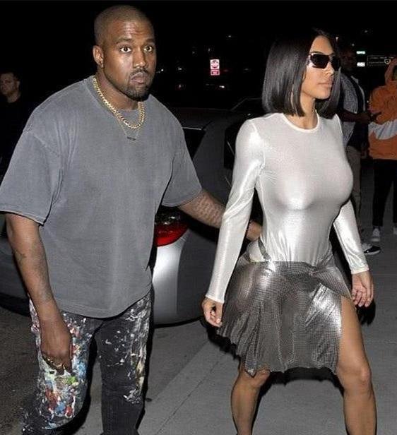 街拍：图1卡戴珊裙子不显胯宽，图2女孩皮肤真白！图3黑丝袜美女