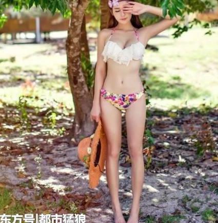 雅致的泳衣美女, 展现性感迷人的身材, 释放迷人的女人韵味!