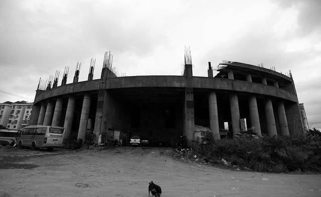  「一文」一文读懂国内烂尾楼那些事儿：每座城市都有几座烂尾地