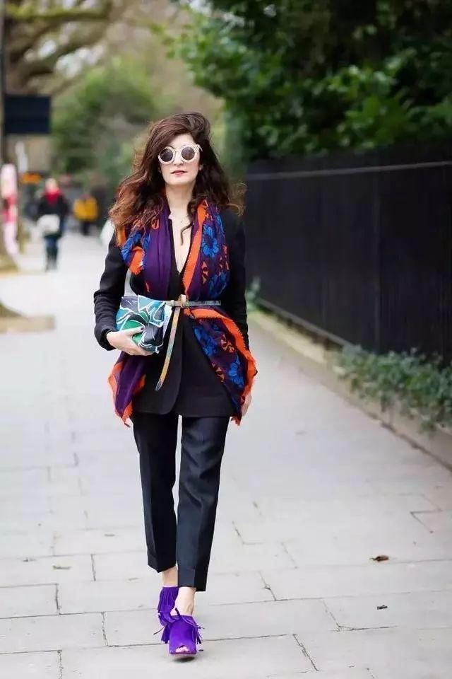 阔腿裤也太好看了!9分裤+平底鞋，这对CP今年很火!