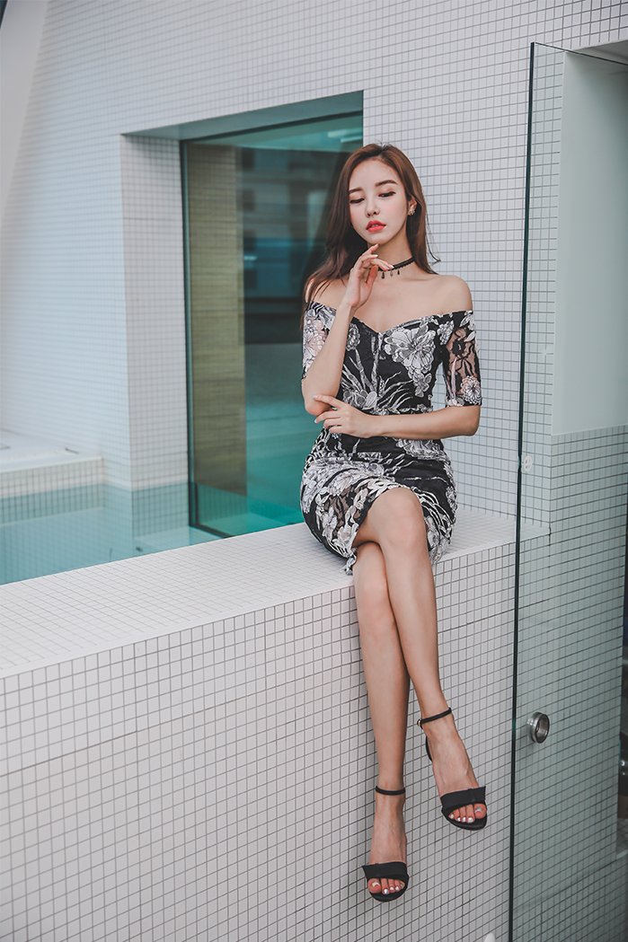 帕蒂略斯优美露肩水仙裙