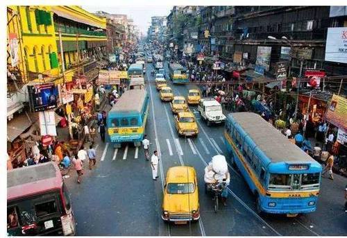 在印度街头，遇到搭讪的美女，一定要小心