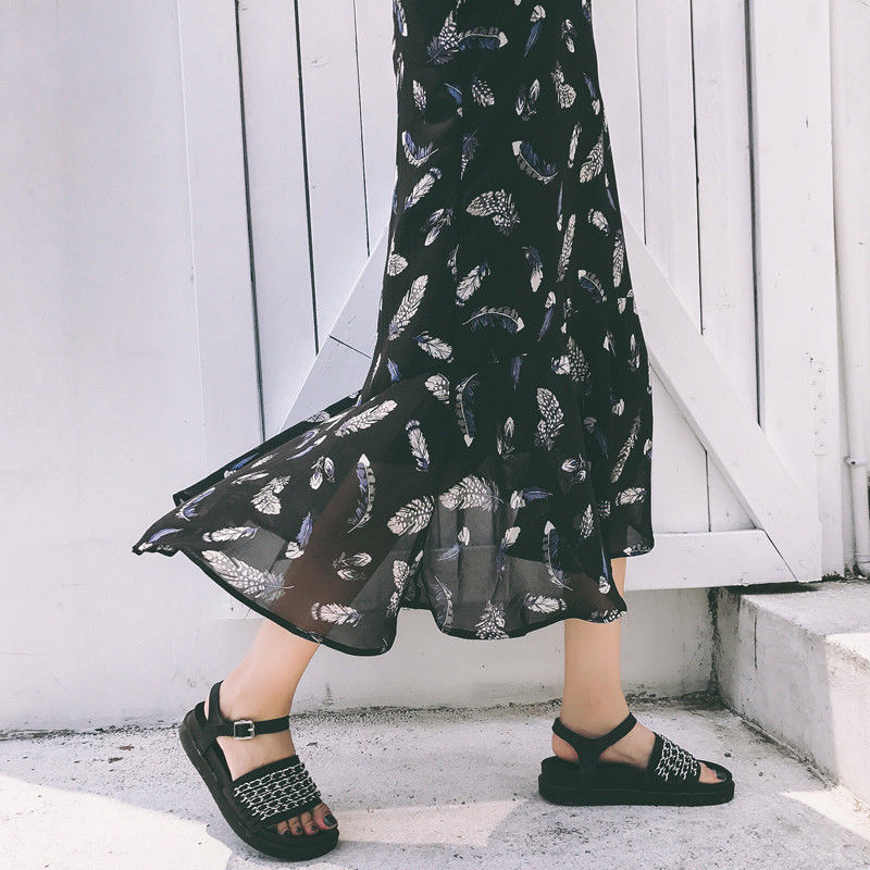 原来沙滩裙很迷人，扔掉比基尼吧，回头率不是一般的高