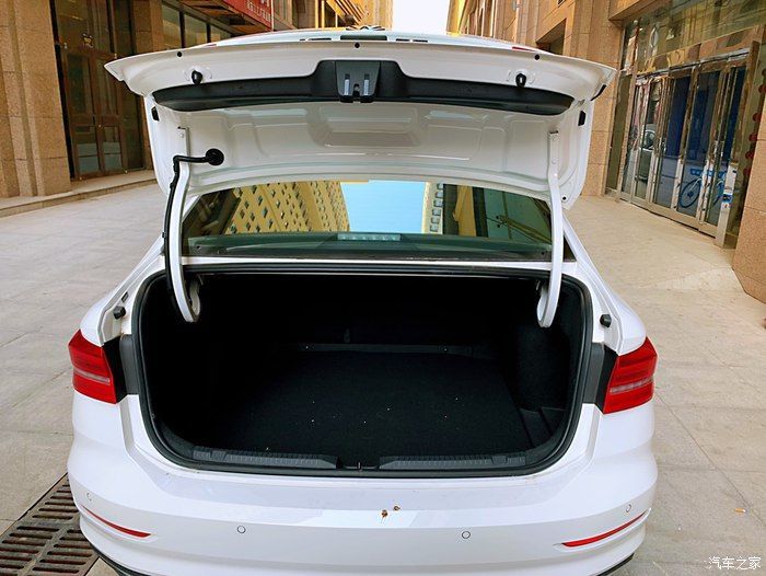 伙伴:错过了良辰美景,不能错过你,迎接新伙伴,朗逸纯电