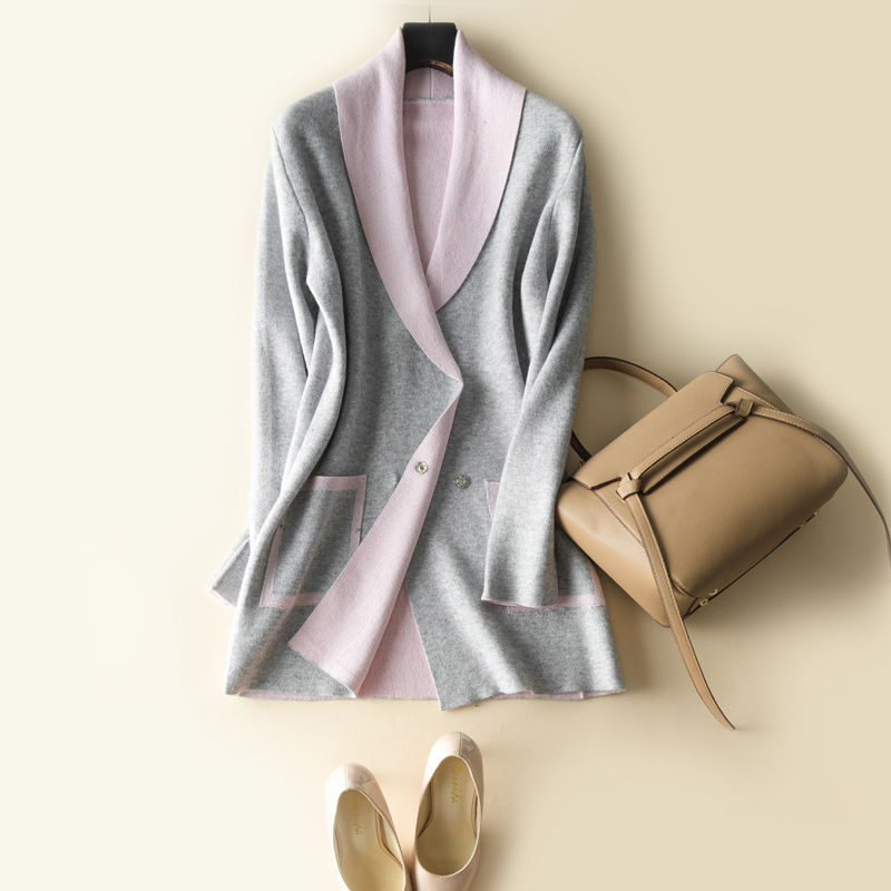 妈妈装，衣服稍微长一点显年轻，还显得有气质