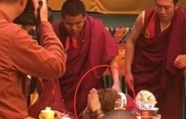 韩红微博发霸气的声明：要对制造虚假消息的人进行法律诉讼