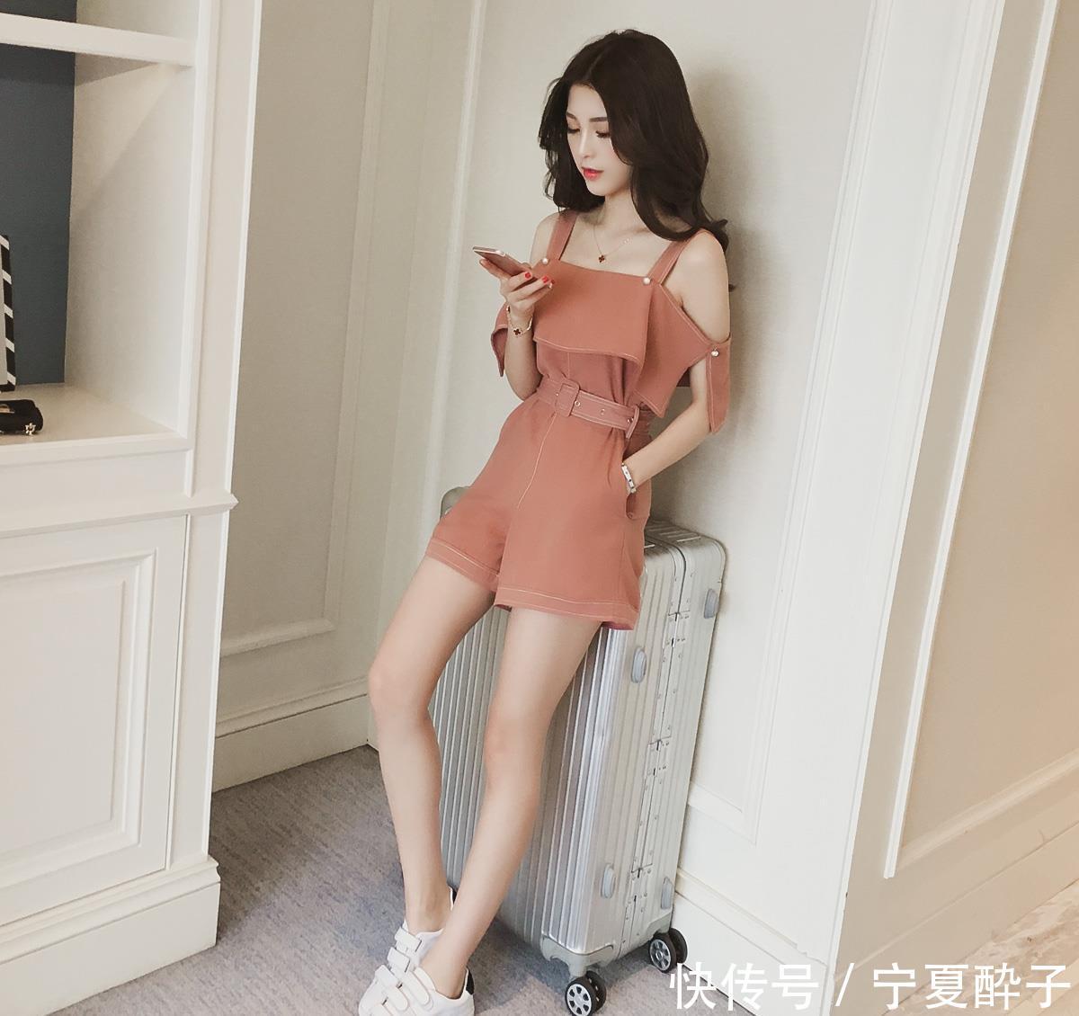 宽松:洋气显高瘦的连衣裤,今年夏季很流行!