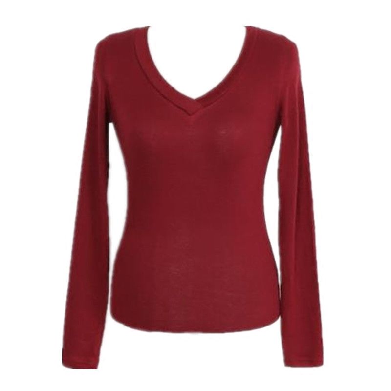 身材丰满记得要穿紧身打底衫喔，真迷人