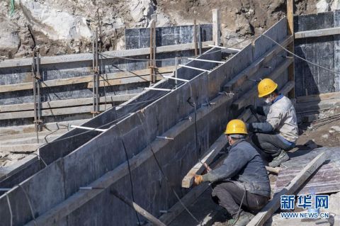  公司的工人@太原地铁建设有序推进