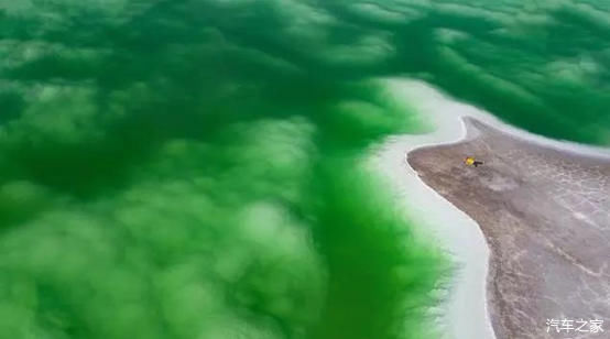 万里西游川甘青新第16天穿越大柴旦盐碱荒漠无人区游水上雅丹