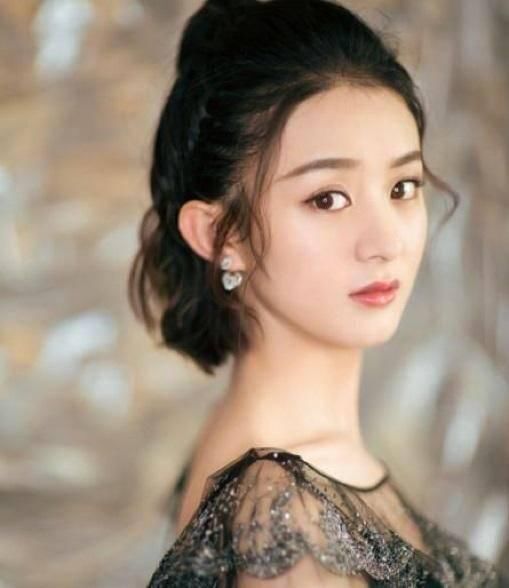 佟丽娅、赵丽颖、高圆圆、娜扎都在留短发，谁最美？