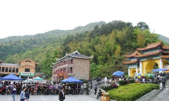 国内景区世遗申请成功,开放后秒变菜市场,去过的游客都说白来了