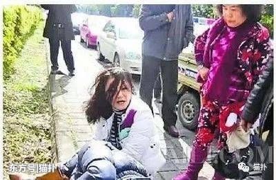 前男友出轨公然卖惨、生父吸毒索要5000万，这位当红女星太惨