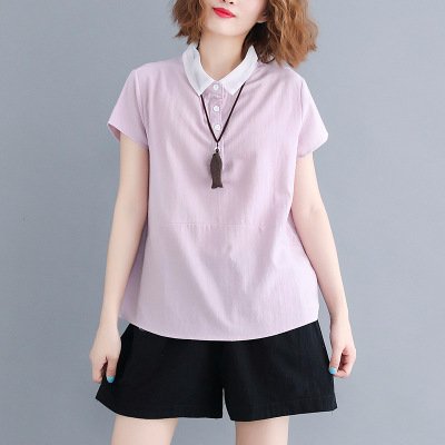 办公室女人穿衣确实很讲究，穿“流氓衫”搭配短裤，让人触目惊心