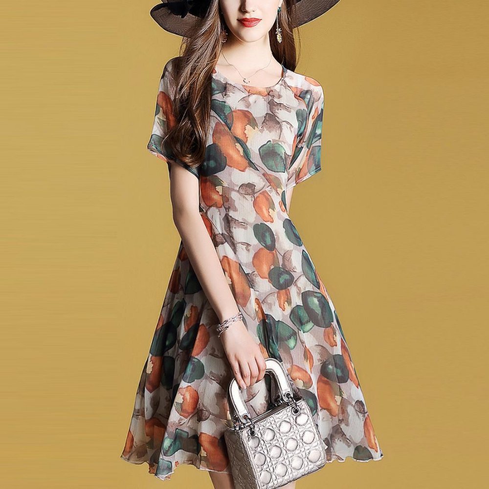 男人都喜欢下面女人这样穿，特别迷人又好看，小巧玲珑巨可爱美嫩