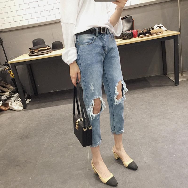 别再说丰满女人不能穿牛仔裤，性感起来亮瞎你的眼!