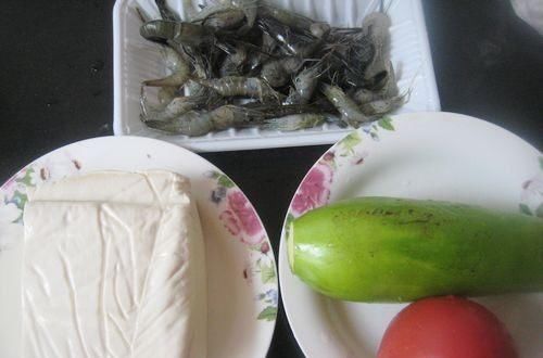  [味道]豆腐杂蔬鲥虾煲，味道好，满足你的味蕾