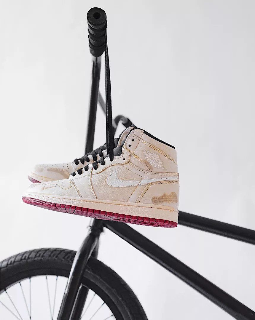 近期起飞的球鞋里，熊猫只排倒数第 2!第 1 名根本买不到!