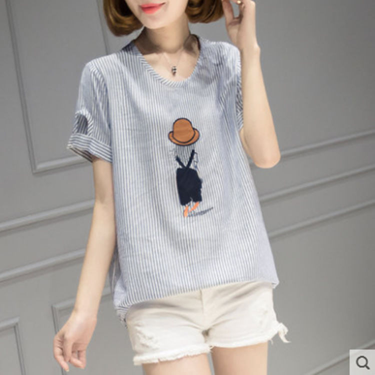 下半身胖，别穿紧身裤，尴尬!看:这么穿，不松不紧，美得刚刚好