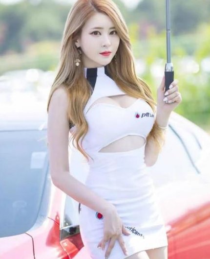 人像摄影:图3是流落人间的神明吗?我看见她身上有万丈光芒!