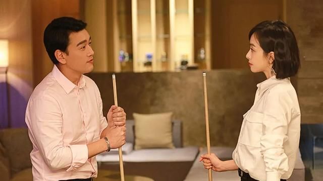  「换季」早春换季都穿衬衫,衬衫这么搭配让人眼前一亮