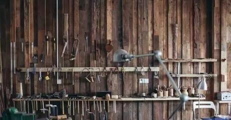 『小院』20多岁的年龄差距,却把一个破烂的农家小院变成了“桃花源”