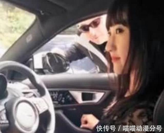 女主开豪车被拍，老公辞职另有隐情，网友：骗局？