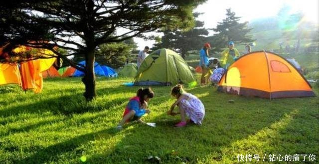 为什么出去游玩的情侣，宁愿睡帐篷也不住宾馆原因其实很简单