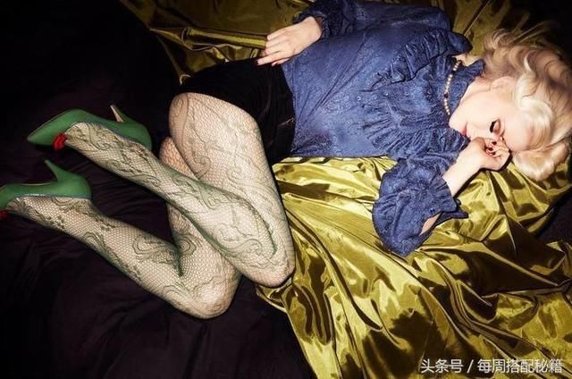 一步跨越时尚区,你需要的平底战鞋