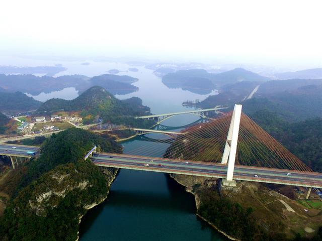 中国经济最差的省份，凭借自己的优势，成为了旅游胜地