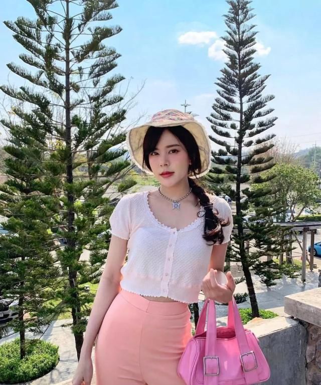  泰国小姐姐：穿什么都土？别慌，“ 泰式风 ”拯救你！